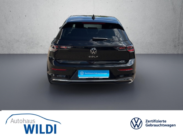 Golf VIII 1.5 eTSI DSG Navi*LED*RüKa*SHZ*