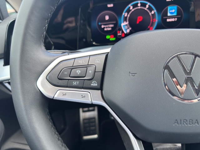 Golf VIII 1.5 eTSI DSG Navi*LED*RüKa*SHZ*