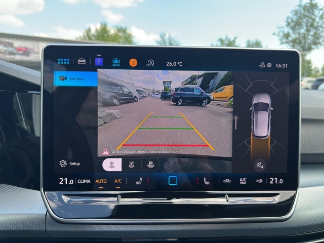 Golf VIII 1.5 eTSI DSG Navi*LED*RüKa*SHZ*