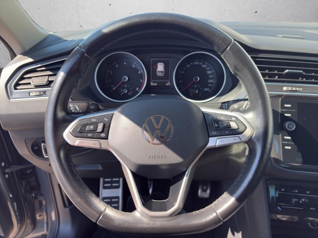 Tiguan 1.5 TSI Active*Navi*LED ACC*RüKa*SHZ*
