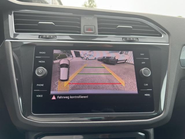 Tiguan 1.5 TSI Active*Navi*LED ACC*RüKa*SHZ*