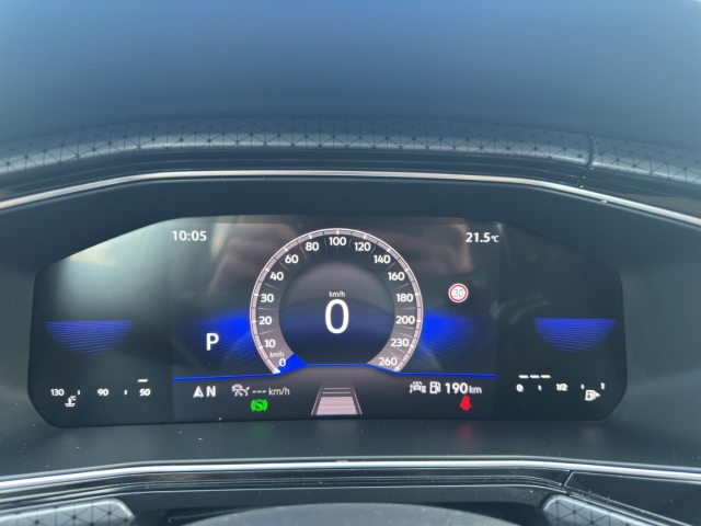 T-Cross 1.0 TSI Style*Navi*LED*ACC*RüKa*SHZ*