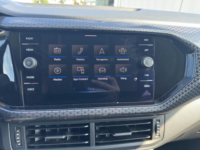 T-Cross 1.0 TSI Style*Navi*LED*ACC*RüKa*SHZ*