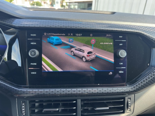 T-Cross 1.0 TSI Style*Navi*LED*ACC*RüKa*SHZ*