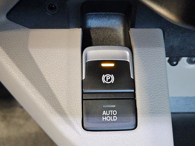 T7 Multivan Life 2.0 TDI*Navi*LED*Digitales Cockpit