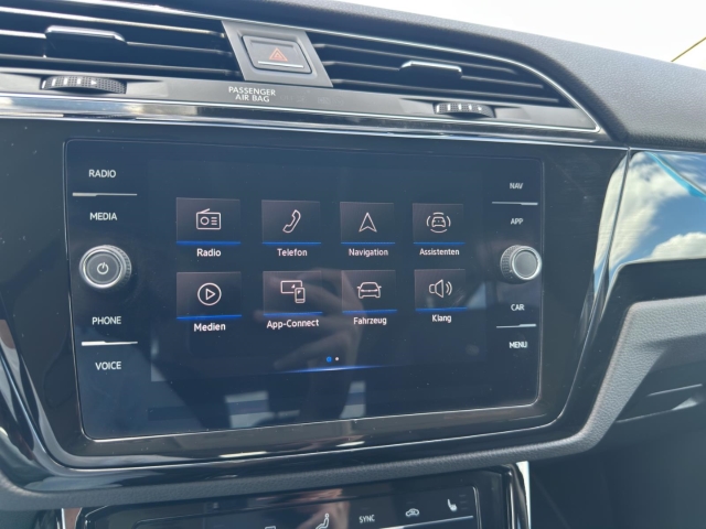Touran 1.5 TSI Highline AHK*Navi*LED*SHZ*