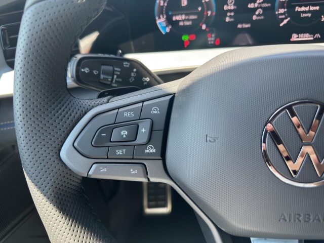 Tayron 2.0 TSI 4Motion R-Line*AHK*Navi*LED*RüKa*