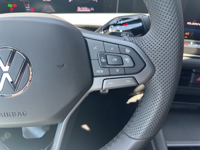 Tayron 2.0 TSI 4Motion R-Line*AHK*Navi*LED*RüKa*