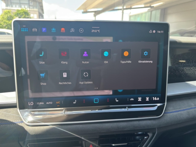 Tayron 2.0 TSI 4Motion R-Line*AHK*Navi*LED*RüKa*