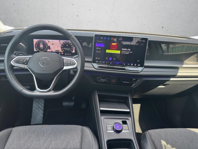 Tayron 4Motion 2.0 TDI DSG*AHK*Navi*360 Kamera*