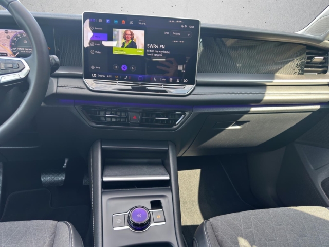 Tayron 4Motion 2.0 TDI DSG*AHK*Navi*360 Kamera*