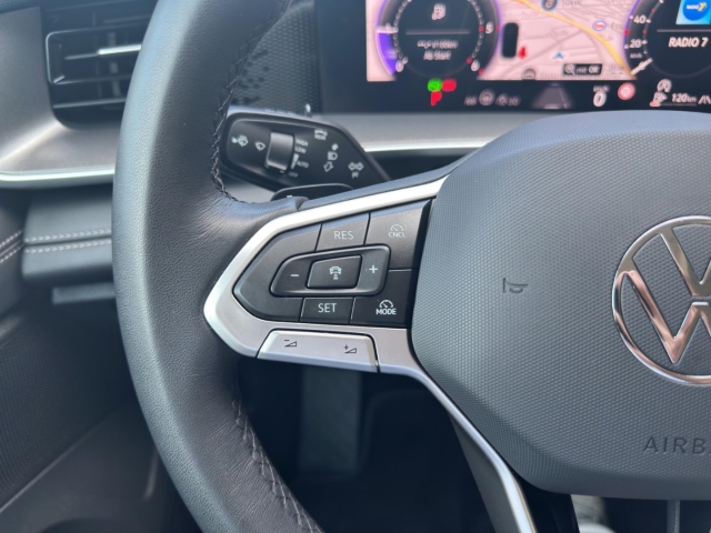 Tayron 4Motion 2.0 TDI DSG*AHK*Navi*360 Kamera*