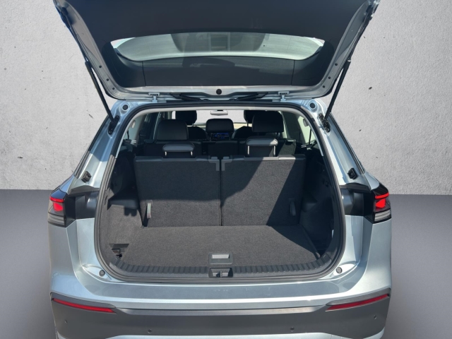 Tayron 4Motion 2.0 TDI DSG*AHK*Navi*360 Kamera*