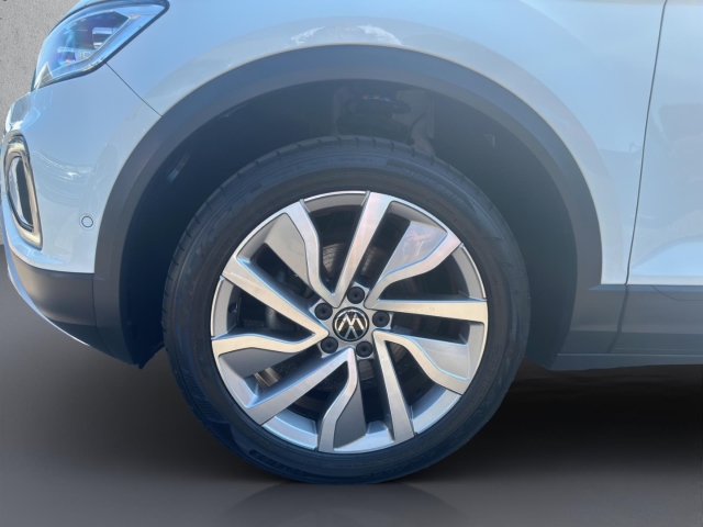 T-Roc 1.0 TSI Move*Navi*LED*ACC*RüKa*SHZ*