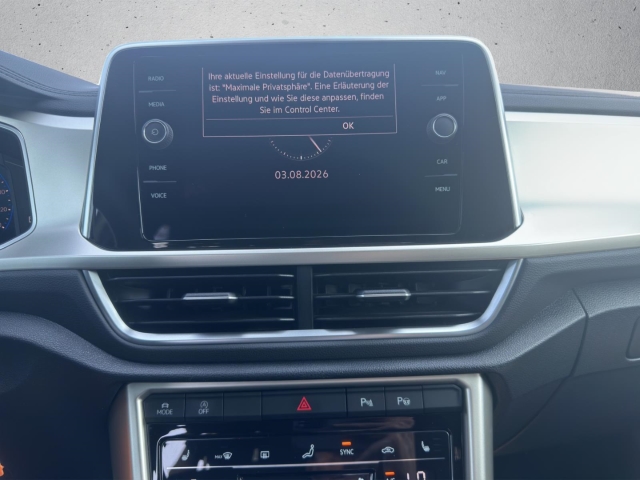 T-Roc 1.0 TSI Move*Navi*LED*ACC*RüKa*SHZ*