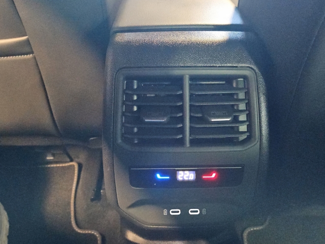 Leon SP 2.0 TSI*DSG*Navi*LED*RüKa*ACC*SHZ*