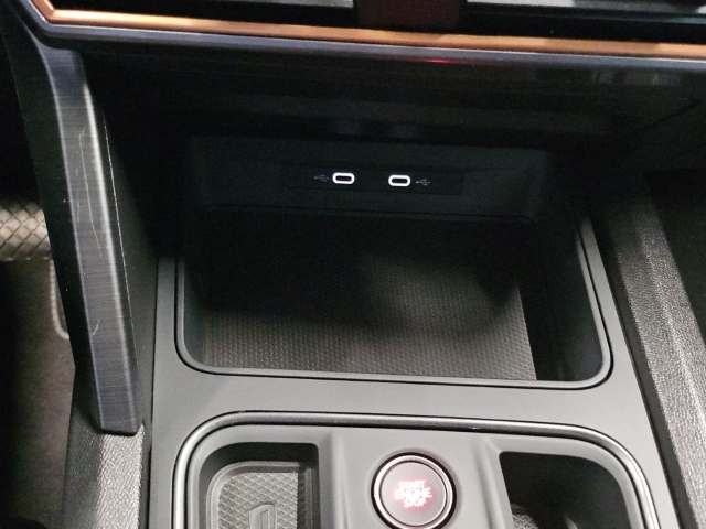 Leon SP 2.0 TSI*DSG*Navi*LED*RüKa*ACC*SHZ*