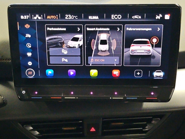 Born 62 kW*Navi*LED*RüKa*StandH*SHZ*