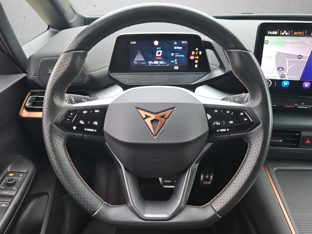 Born 62 kWh*Navi*LED*RüKa*ACC*SHZ*