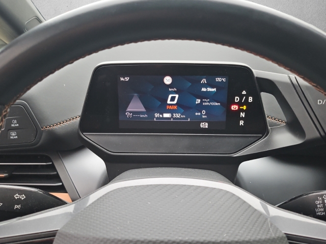 Born 62 kWh*Navi*LED*RüKa*ACC*SHZ*