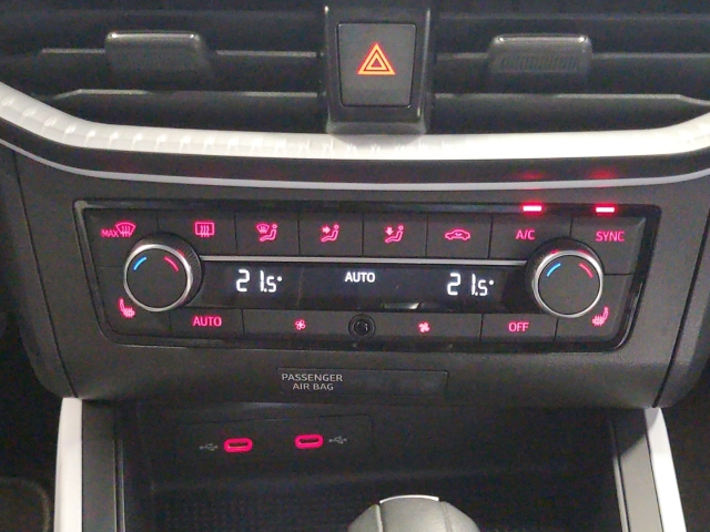 Arona 1.0 TSI Style*DSG*Navi*LED*ACC*RüKa*SHZ*