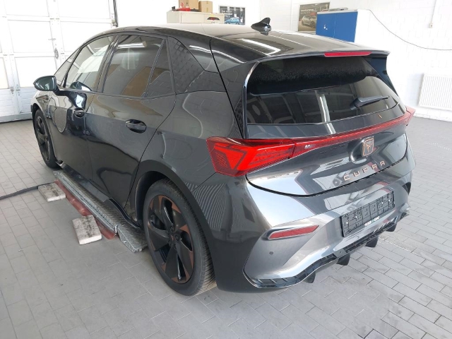 Born CUPRA Edition Dynamic*Navi*LED*RüKa*SHZ*