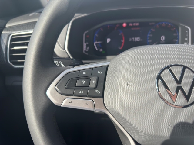 T-Cross R-Line 1.5 TSI 110 kW*Navi*LED*RüKa*SHZ*