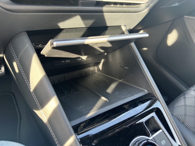 Tiguan R-Line 1,5 l eTSI OPF DSG*Navi*LED*RüKa*