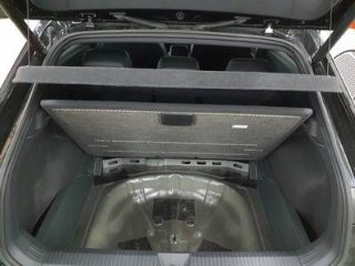 T-Roc R-Line 1.5 eTSI*Navi*LED*RüKa*SHZ*ACC*