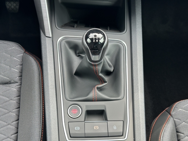 Leon SP FR 1.5 TSI*Navi*LED*RüKa*AHK*SHZ*ACC*