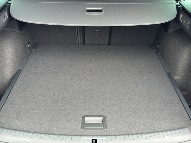 Leon SP FR 1.5 TSI*Navi*LED*RüKa*AHK*SHZ*ACC*