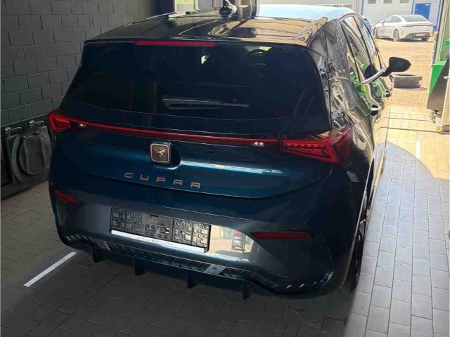 Born 62 kWh Dinamica*Navi*LED*SHZ*RüKa*ACC*