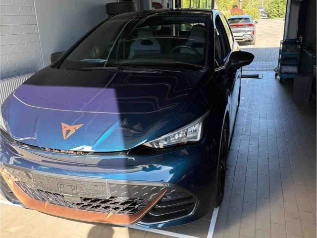 Born 62 kWh Dinamica*Navi*LED*SHZ*RüKa*ACC*