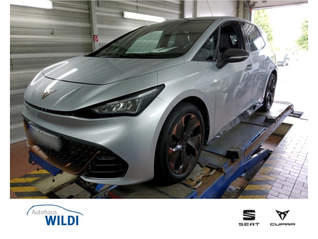 Born 62 kW Dynamic*Navi*LED*RüKa*SHZ*ACC*