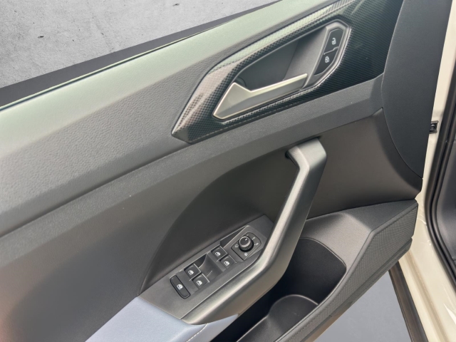 T-Cross 1.0 TSI Style 85 kW*Navi*LED*SHZ*