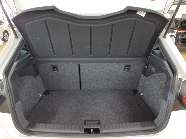 Ibiza 1,0 TSI*neues Modell*Navi*LED*SHZ**RüKa*
