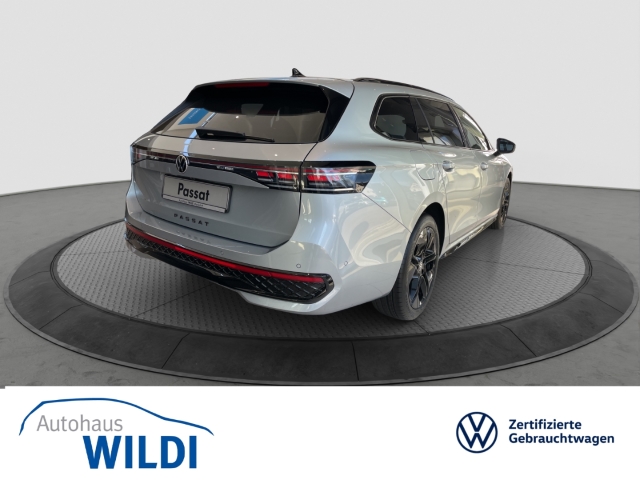 Passat Variant 1.5 TSI eHybrid R-Line*PANO*AHK*