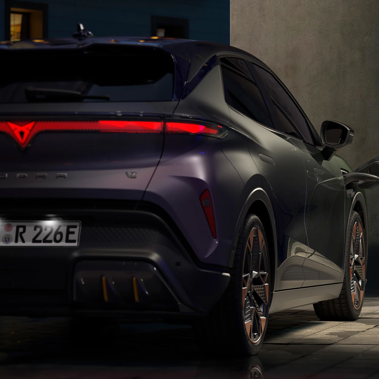 Cupra Raval Heck beim Laden